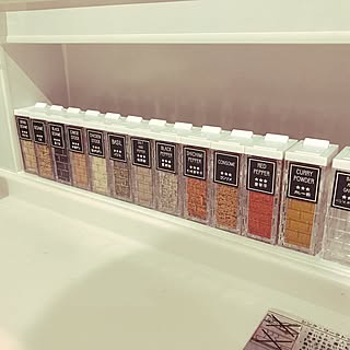 キッチン/調味料ラベル自作/調味料入れ/セリアのインテリア実例 - 2017-05-14 21:24:52