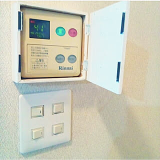 壁/天井/隠してます/給湯器カバー/給湯器カバーDIY/●主人のDIY●...などのインテリア実例 - 2019-02-19 19:30:29