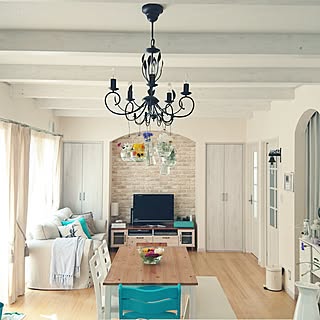 部屋全体/ガラス瓶/ルームデコレーション/ボトルシャンデリア/庭の花でアレンジ...などのインテリア実例 - 2016-06-02 15:40:11