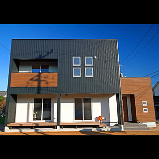 部屋全体 ガルバリウムの家のインテリア実例 Roomclip ルームクリップ