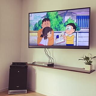 壁掛けテレビ ブルーレイレコーダーのインテリア実例 Roomclip ルームクリップ