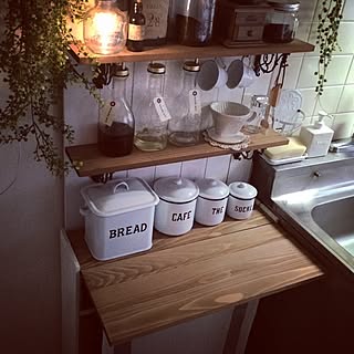 キッチン/賃貸/すのこラック/DIY/ai.ちゃん作リメイク瓶ライト/いなざうるす屋さん...などのインテリア実例 - 2014-07-04 18:12:58