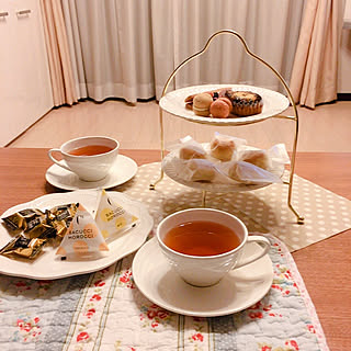 娘とアフタヌーンティーごっこ/ガーリー/ティータイム/アフタヌーンティー/ニトリ...などのインテリア実例 - 2019-03-19 16:59:41