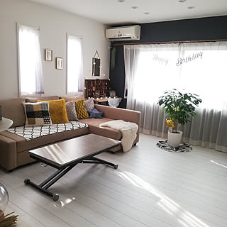 部屋全体/ごちゃ混ぜインテリアの会/ホワイトroomにゴールドを加える/ホワイトroomにアンティークを加える/コーヒーの木のインテリア実例 - 2020-01-20 09:52:14