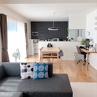 部屋全体/いいね&フォローありがとうございます♡/RCの出会いに感謝♡/ファニチャードーム ソファー/クッションカバー 手作り...などのインテリア実例 - 2018-09-19 15:00:07