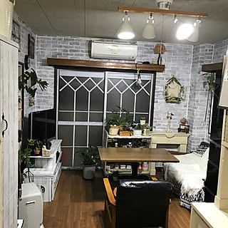 部屋全体/テレビ台 リメイク/コウモリラン板付け/リメイクシートで窓枠を/10000人の暮らし...などのインテリア実例 - 2018-02-21 23:44:07