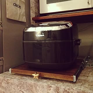 壁紙屋本舗 Mitsubishi炊飯器のインテリア実例 Roomclip ルームクリップ