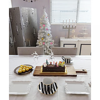 クリスマスツリー/パーテーション/輸入壁紙/walpa/チョコケーキ...などのインテリア実例 - 2017-12-24 08:25:13