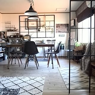 部屋全体/ラグマット/ベンダントライト/格子戸風/格子窓DIY...などのインテリア実例 - 2017-04-05 07:47:28