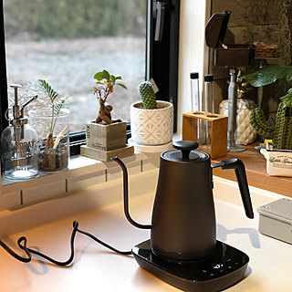 キッチン/窓辺/モニターさせて頂いてます/温調ケトル/くらしのeショップモニター...などのインテリア実例 - 2019-01-13 00:25:34