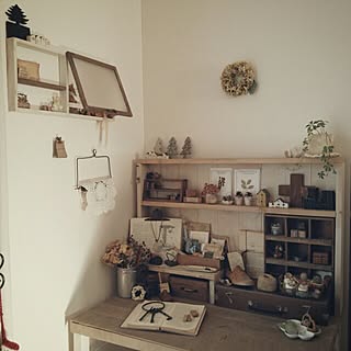 棚/室内グリーン/窓付きの飾り棚/いただきものいっぱいです("Ü")/DIY棚...などのインテリア実例 - 2015-01-12 08:50:54