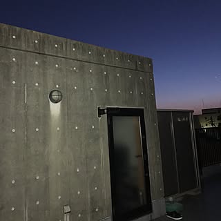 部屋全体/我が家の屋上/!!!!!アホ仲間!!!!!/フェイクに水あげ隊/インスタ→chiisoccer_11...などのインテリア実例 - 2017-03-14 18:55:09