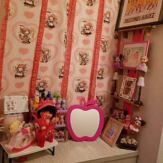 ピンク 昭和レトロのおしゃれなインテリア 部屋 家具の実例 Roomclip ルームクリップ