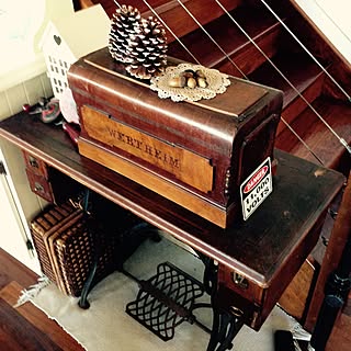 部屋全体/連投失礼します(>_<)/アンティークミシン/TINプレート/ドイリーレース...などのインテリア実例 - 2015-05-13 20:09:29