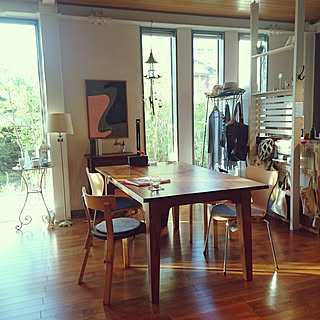 リビング/アルテック/ローラ・アシュレイのランプ/セブンチェア/ローラ・アシュレイのテーブル...などのインテリア実例 - 2017-08-24 17:38:09