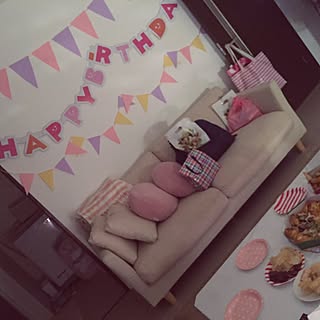 女性の、1LDK、一人暮らしの「リビング」についてのインテリア実例