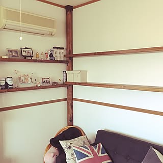 リビング/ひさびさの投稿/DIY棚/BRIWAXジャコビアン/やっと完成( ●≧艸≦)...などのインテリア実例 - 2017-04-16 17:24:23
