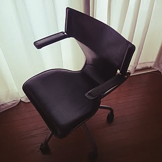 机/カリモク/クロコダイル調/昇降式チェア/Made in Japanのインテリア実例 - 2015-09-05 10:11:05