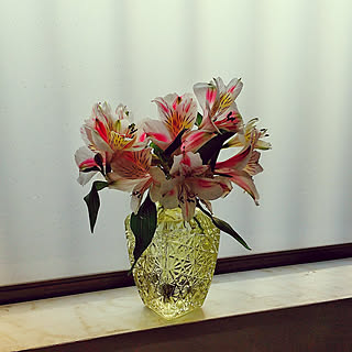 花瓶 アルストロメリアのインテリア実例 Roomclip ルームクリップ 花瓶 アルストロメリアのインテリア実例 Roomclip ルームクリップ