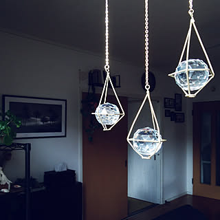 サンキャッチャー 100均リメイクのおしゃれなアレンジ 飾り方のインテリア実例 Roomclip ルームクリップ