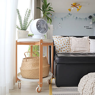 3coins スリーコインズ 木製サイドテーブルのまとめページ Roomclip ルームクリップ