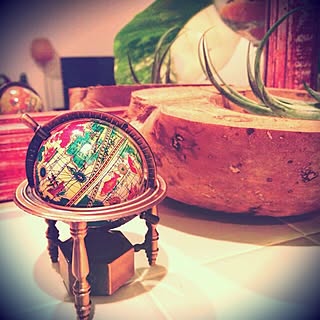 棚/地球儀/ココナッツ/えんぴつ削り/エアプランツ...などのインテリア実例 - 2013-10-01 18:58:49