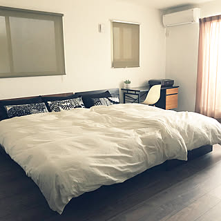 ベッド周り/シンプル/シングルベッド/ダブルベッド/マリメッコ 枕カバー...などのインテリア実例 - 2018-04-12 17:50:07