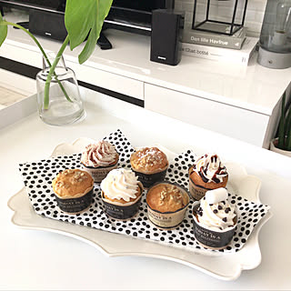 机/マフィン作り/お菓子作り/モンステラ水挿し/RCの出会いに感謝しています❤︎...などのインテリア実例 - 2018-03-25 13:31:01