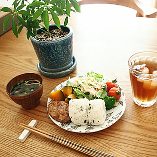 机/すっきり暮らしたい/こどもと暮らす。/シンプルナチュラル/グリーンのある暮らし...などのインテリア実例 - 2017-08-02 14:37:45