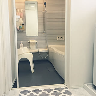 お風呂場/掃除が苦手/すっきり暮らしたい/都会の狭小住宅/白い壁のお家...などのインテリア実例 - 2019-11-07 10:01:32