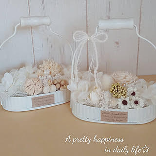 棚/フラワーアレンジ/ブリキのフラワーアレンジ/ハンドメイド/ホワイト好き...などのインテリア実例 - 2020-01-23 19:52:29