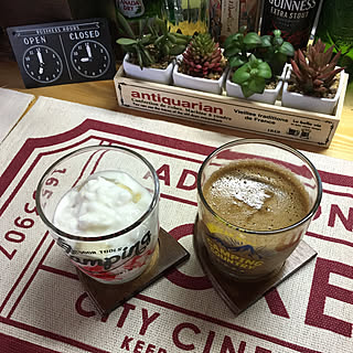 キッチン/マシュマロスイーツ/カウンターテーブル/フェイクグリーン/ビール瓶集めてます。...などのインテリア実例 - 2017-08-09 09:12:01