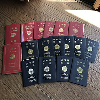 机/PASSPORT/つくえではない。/暮らしの一コマ/感謝です☆.。.:*(嬉)...などのインテリア実例 - 2018-03-30 12:15:36