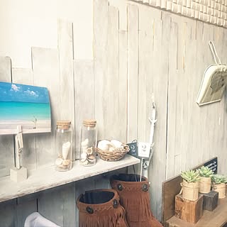 玄関/入り口/ベニヤ板で板壁風/エコカラットタイル/フェイクグリーン/西海岸インテリア...などのインテリア実例 - 2017-06-10 19:15:45