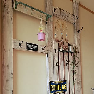 玄関/入り口/すのこDIY/ディアウォール DIY/ディアウォール棚/クラック塗料/アメリカンヴィンテージ...などのインテリア実例 - 2017-04-17 22:57:05