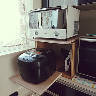 キッチン/ねこと暮らす。/猫と子供のいる暮らし/DIY/炊飯器置き場...などのインテリア実例 - 2020-01-21 15:26:35