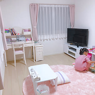 子供部屋女の子 白 ピンクのおしゃれなインテリアコーディネート レイアウトの実例 Roomclip ルームクリップ