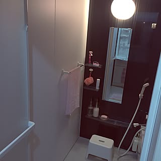 女性の、1LDK、一人暮らしの「バス/トイレ」についてのインテリア実例