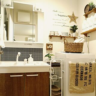 洗面所 狭い洗面所のおしゃれなインテリアコーディネート レイアウトの実例 Roomclip ルームクリップ