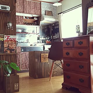 キッチン/変わりばえしませんが.../イームズチェアリプロダクト/賃貸でも楽しく/男前もナチュラルも好き...などのインテリア実例 - 2016-11-08 11:51:45