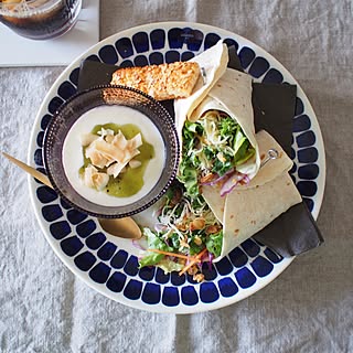 机/カトラリー ゴールド/ZARA HOME カトラリー/IKEA ペーパーナプキン/カステヘルミ ボウル...などのインテリア実例 - 2016-07-24 11:41:47