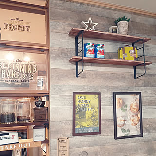 棚/ブラウンインテリア/カフェ風インテリア/アイアン棚受け/トマト缶...などのインテリア実例 - 2020-01-22 22:05:33