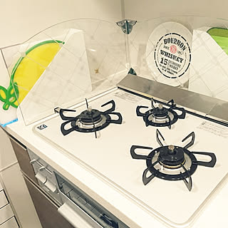 キッチン/100均アイテム/キッチン用品/ガスコンロ周り/レンジガードはあった方が良い...などのインテリア実例 - 2017-09-14 16:21:35