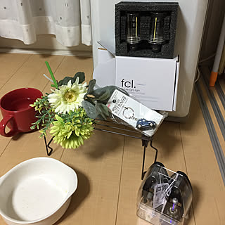 いいね押し逃げごめんなさい(>_<)/後でカボチャ君アートアップするね!/インテリアは花のアレンジ/自分で車検通せば良かった後悔/なぜ?軽自動車にて15マンなの?...などのインテリア実例 - 2017-09-14 21:18:14