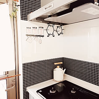 キッチン/いつもありがとうございます❤️/建て売り一戸建て/コンロ周り/ダイソー...などのインテリア実例 - 2020-01-22 09:00:45