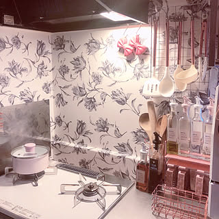 キッチン 花柄壁紙のインテリア実例 Roomclip ルームクリップ