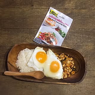 机/ほぼ毎日/お昼ご飯でした/いただきます゚*✩‧₊˚/ガパオライス...などのインテリア実例 - 2016-11-07 14:26:15