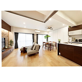 シンプルインテリア/サンワカンパニー/観葉植物のある暮らし/木蔵ダイニングテーブル/バンピーウォールミックス...などのインテリア実例 - 2020-02-09 20:09:53