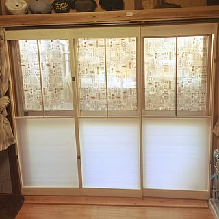 リビング/窓DIY/やっと…(≧∇≦)/築30年貸家/トイプードル多頭飼い...などのインテリア実例 - 2017-01-28 08:01:24