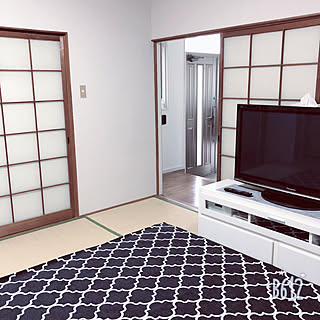 リビング/ディノステレビボード/ニトリのラグ/いいねありがとうございます!/海外インテリアに憧れて...などのインテリア実例 - 2018-06-20 11:22:25